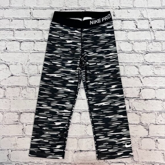 Nike Women's Pro Haze Compression Fit Capri‎ Leggings Black/White/Gray Sz Small - Picture 1 of 9